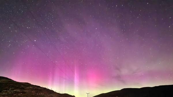 Las auroras boreales volverán a verse en España y quedan pocos días: conoce cuándo mirar al cielo - ¿Se verán a simple vista o solo con cámara?