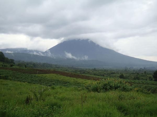 Las montañas más altas de África - Montañas Virunga