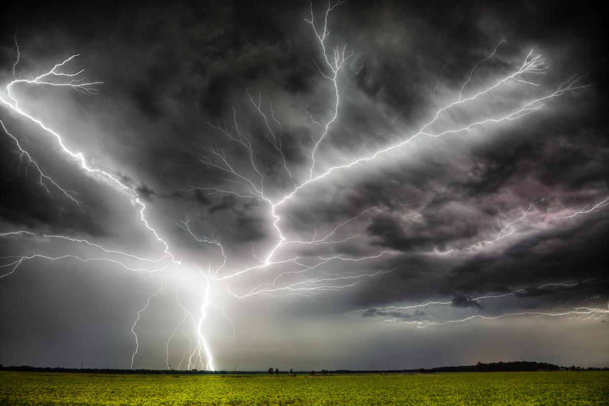Qué son las tormentas de verano, por qué se producen y cuánto duran