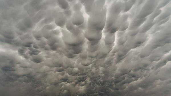 Nubes mammatus: Conoce qué son, cómo se forman y si son peligrosas - ¿Las nubes mammatus son peligrosas o no?