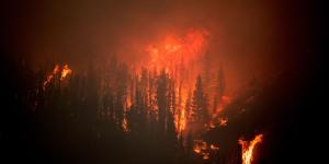 La frontera entre un incendio y un megaincendio forestal cada vez es más fina: el papel del cambio climático
