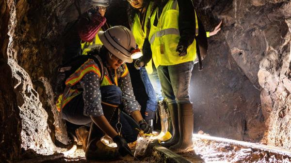 EEUU encuentra a 1.700 metros bajo tierra unos microorganismos capaces de convertir el CO₂ en roca - El descubrimiento realizado a más de 1.700 metros de profundidad