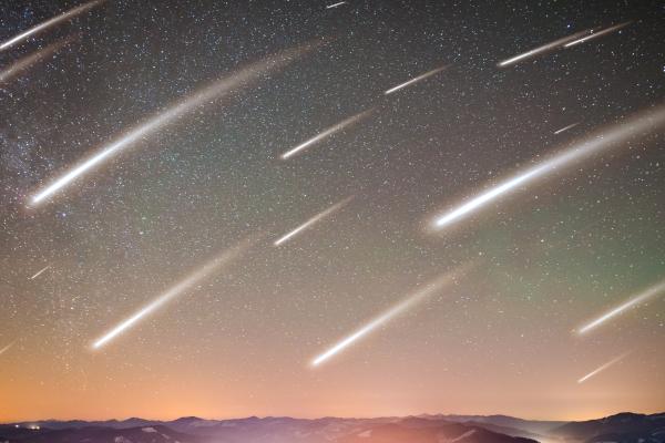 Cuerpos celestes: qué son, características, tipos y ejemplos - Meteoros