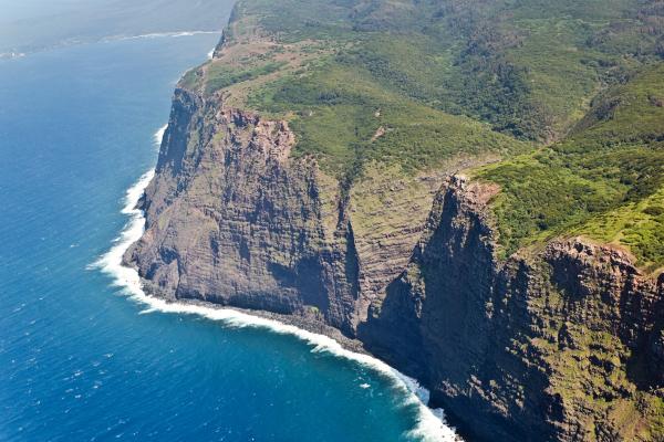 Qué es un acantilado y cómo se forma