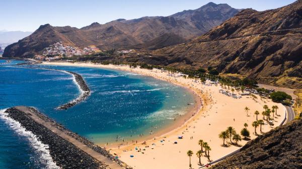 Stavros Meletlidis, vulcanólogo, sobre la actividad sísmica en Tenerife tras el doble terremoto en Venezuela: “Las mediciones no están dando cifras que eleven el nivel de preocupación” - ¿Qué está ocurriendo con la actividad sísmica en Tenerife?