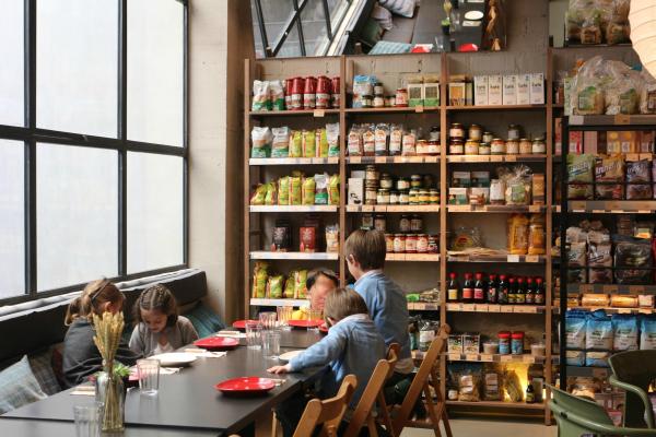 Los mejores Restaurantes ecológicos en España - Woki: fiesta, música y zumos naturales