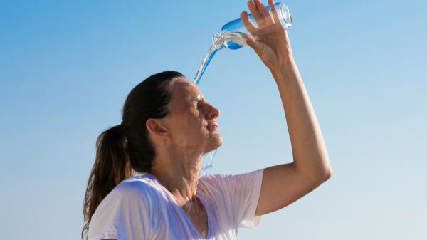 El verano en España ya no es como antes: por qué cada vez es más largo, más caluroso y más seco - Las medidas que pueden ayudar a reducir el impacto del cambio climático 