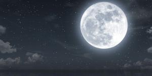 Cómo afecta la luna llena a las personas: efectos emocionales y físicos