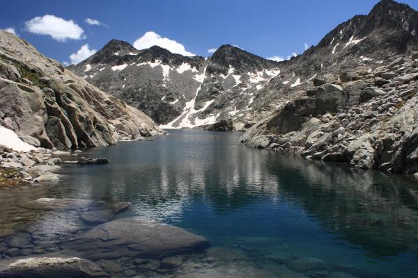 Ibones: qué son, cómo se forman, tipos, dónde se encuentran e importancia - ¿Qué son los ibones y dónde se encuentran?