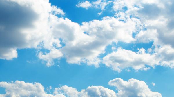 Giulia Graziati, ambientóloga, sobre curiosidades que desconocemos de las nubes: "Pueden pesar millones de toneladas y brillar de noche"