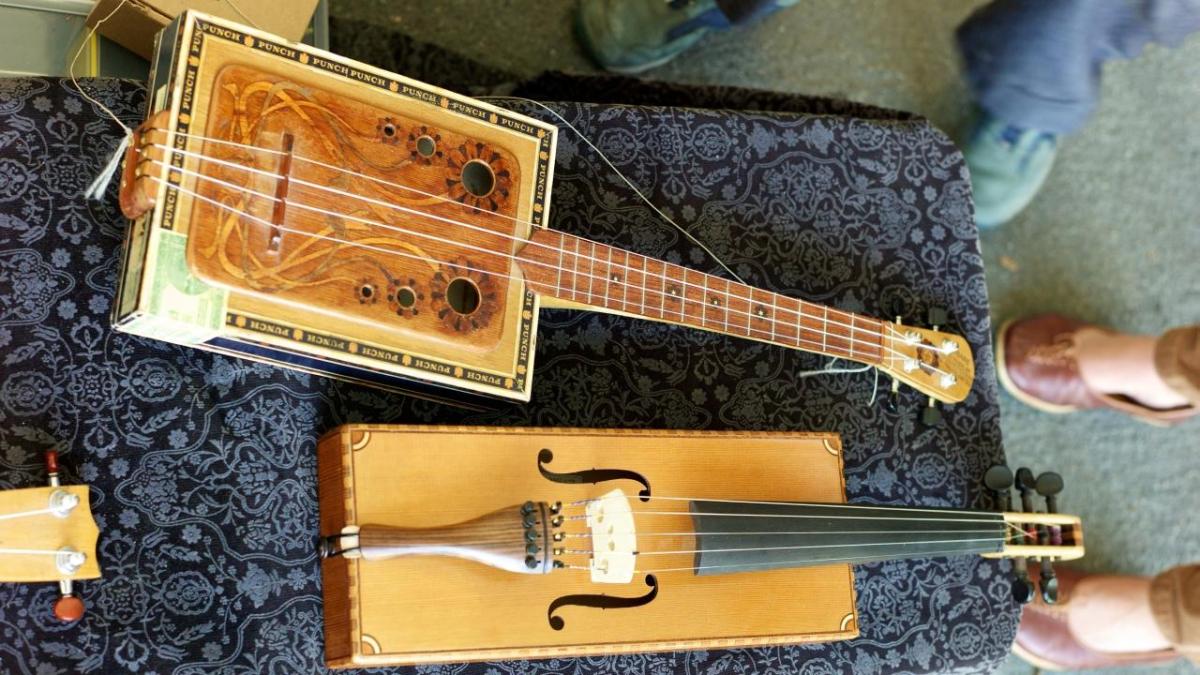 Instrumentos musicales a partir de materiales reciclados