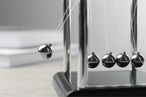 Primera ley de Newton: fórmula y ejemplos - Qué es la primera ley de Newton o ley de la inercia