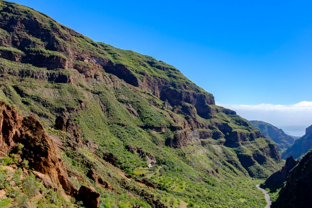 Barranco: qué es, cómo se forma y ejemplos