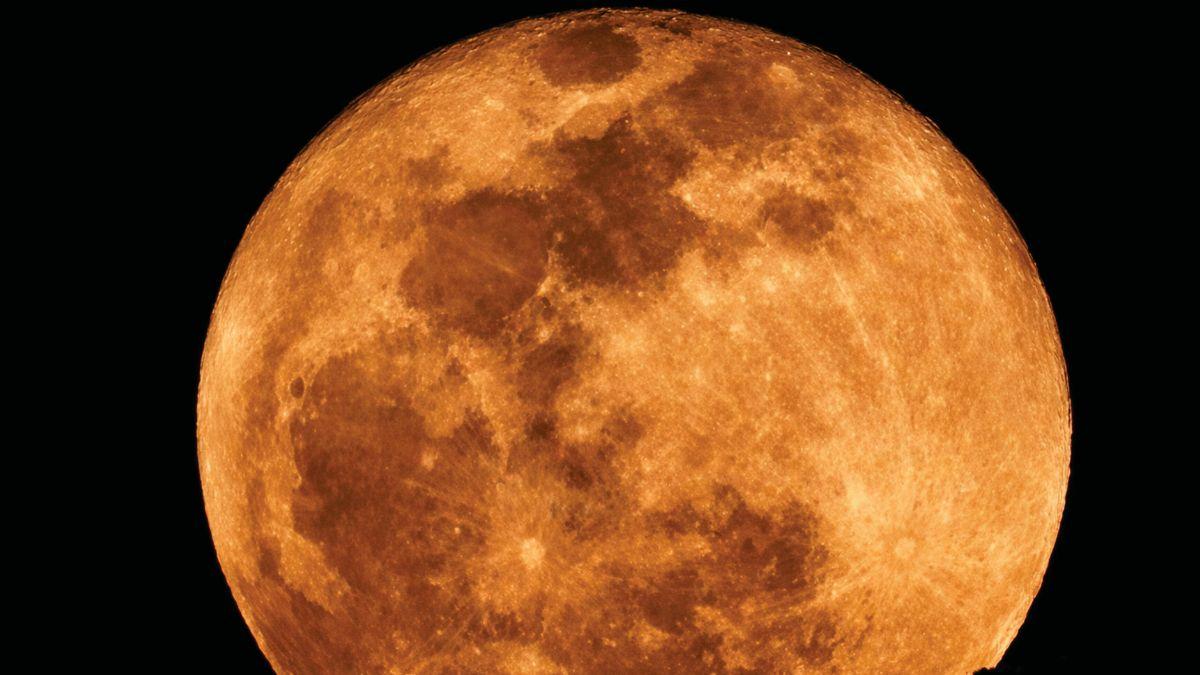 Luna de Fresa 2026: cuándo verla y por qué será una de las lunas llenas más espectaculares del año