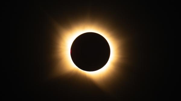 Del norte al sur y del atardecer a la mañana: así será el próximo eclipse solar total de España en 2027 - El eclipse de 2027 no será al atardecer: el Sol estará mucho más alto