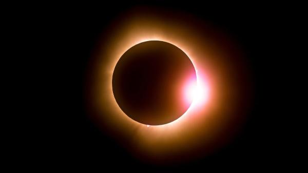 Benito Fuentes, meteorólogo: “No podremos saber si las nubes arruinarán el eclipse del 12 de agosto hasta 3 o 4 días antes”
