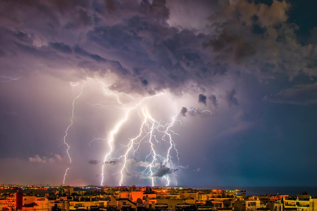 Electrometeoros: qué son, tipos y ejemplos