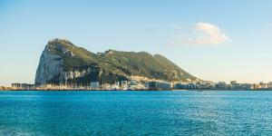 Gibraltar y los rellenos al mar: por qué científicos y ecologistas alertan sobre posibles efectos en la costa andaluza
