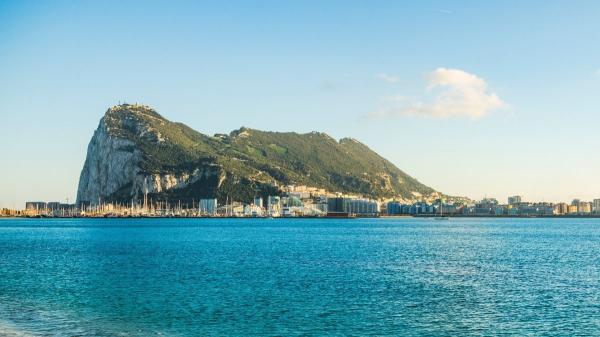 Gibraltar y los rellenos al mar: por qué científicos y ecologistas alertan sobre posibles efectos en la costa andaluza