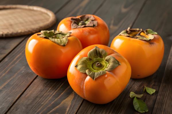 Frutas de otoño - Caqui