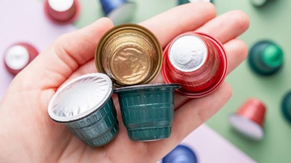 Europa cambia las reglas para las cápsulas de café desde el 12 de agosto: qué significa para quienes las usan