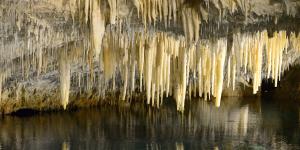 Estalactitas: qué son y cómo se forman