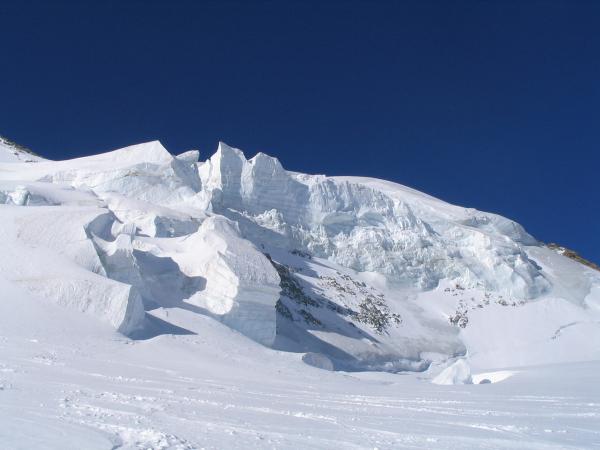 Seracs: qué son, formación, peligros y dónde hay - Qué son los seracs