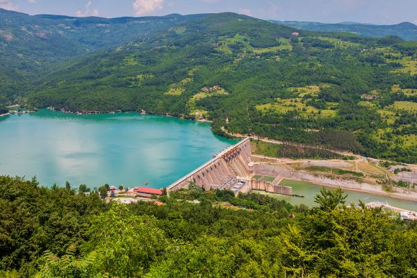 Energía hidráulica: qué es, cómo funciona y ventajas - Ventajas de la energía hidráulica