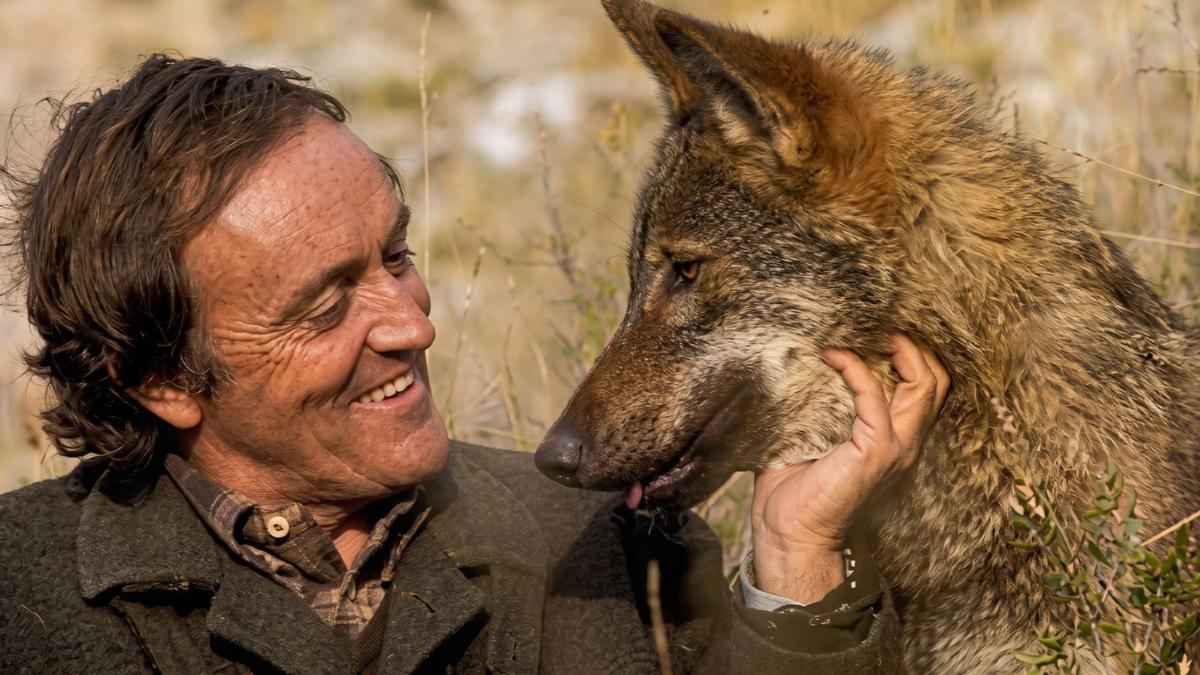 Félix Rodríguez de la Fuente, el pionero de la divulgación ambiental en España: “Las personas deben amar y respetar la Tierra, como aman y respetan a su propia madre”