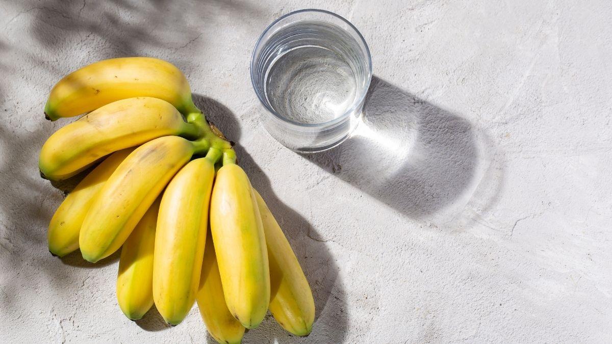 Cáscara de plátano con vinagre: el fertilizante casero que fortalece tus plantas sin gastar dinero