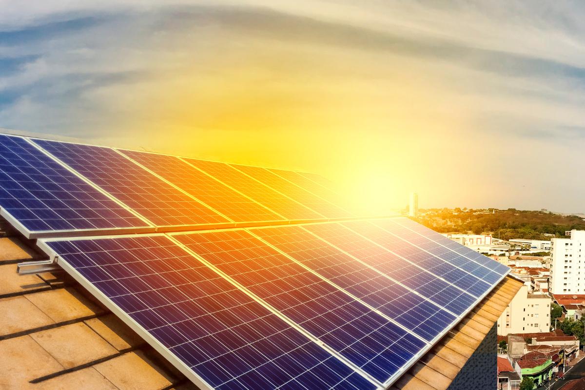 Beneficios del autoconsumo solar: una solución sostenible para tu hogar