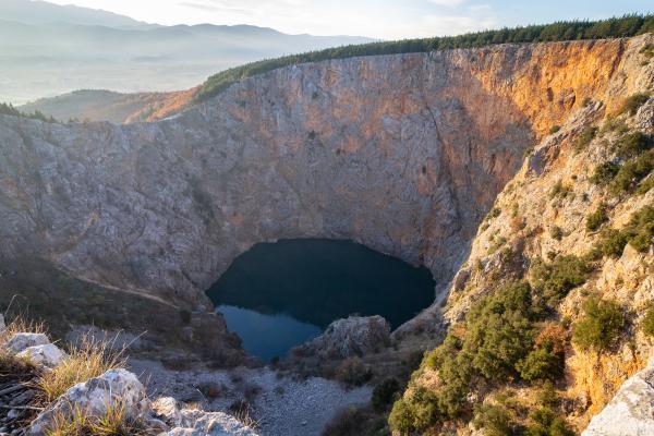 Dolinas o torcas: qué son, formación, tipos y ejemplos - Tipos de dolinas o torcas