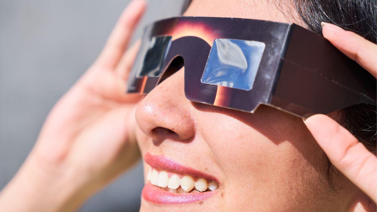 La advertencia de una oftalmóloga sobre el eclipse solar: “Unos pocos segundos mirando al Sol sin la protección adecuada pueden provocar una lesión irreversible”