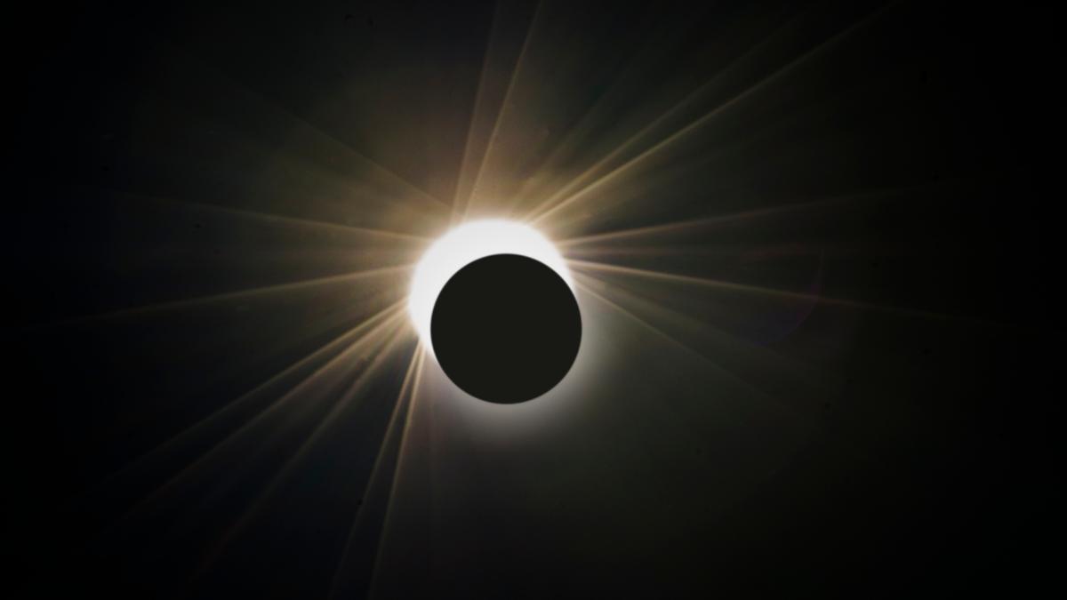 El mejor lugar para ver el eclipse puede ser también el más vulnerable: cómo elegir sin dañar el entorno