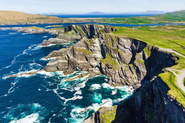 Acantilado: qué es, tipos, cómo se forma y ejemplos - ¿Cómo se forma un acantilado?