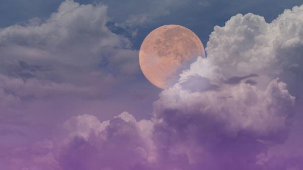 Qué es la Luna Rosa de abril y por qué no se verá de color rosa - ¿Por qué la luna llena de abril sigue siendo especial aunque no sea rosa?