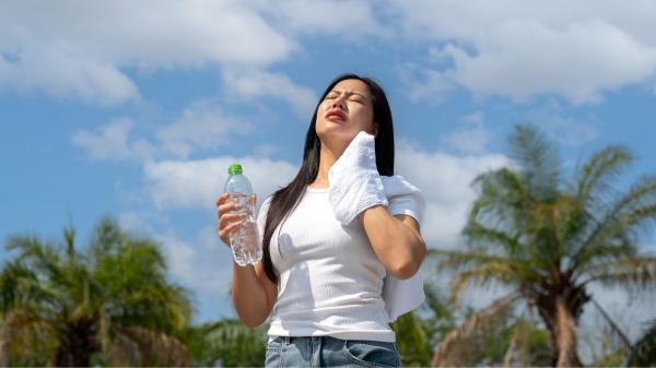 Japón descubre un nuevo tipo de ola de calor: la amenaza climática que combina temperaturas extremas, humedad y lluvias torrenciales - Por qué la humedad hace que el calor sea más peligroso