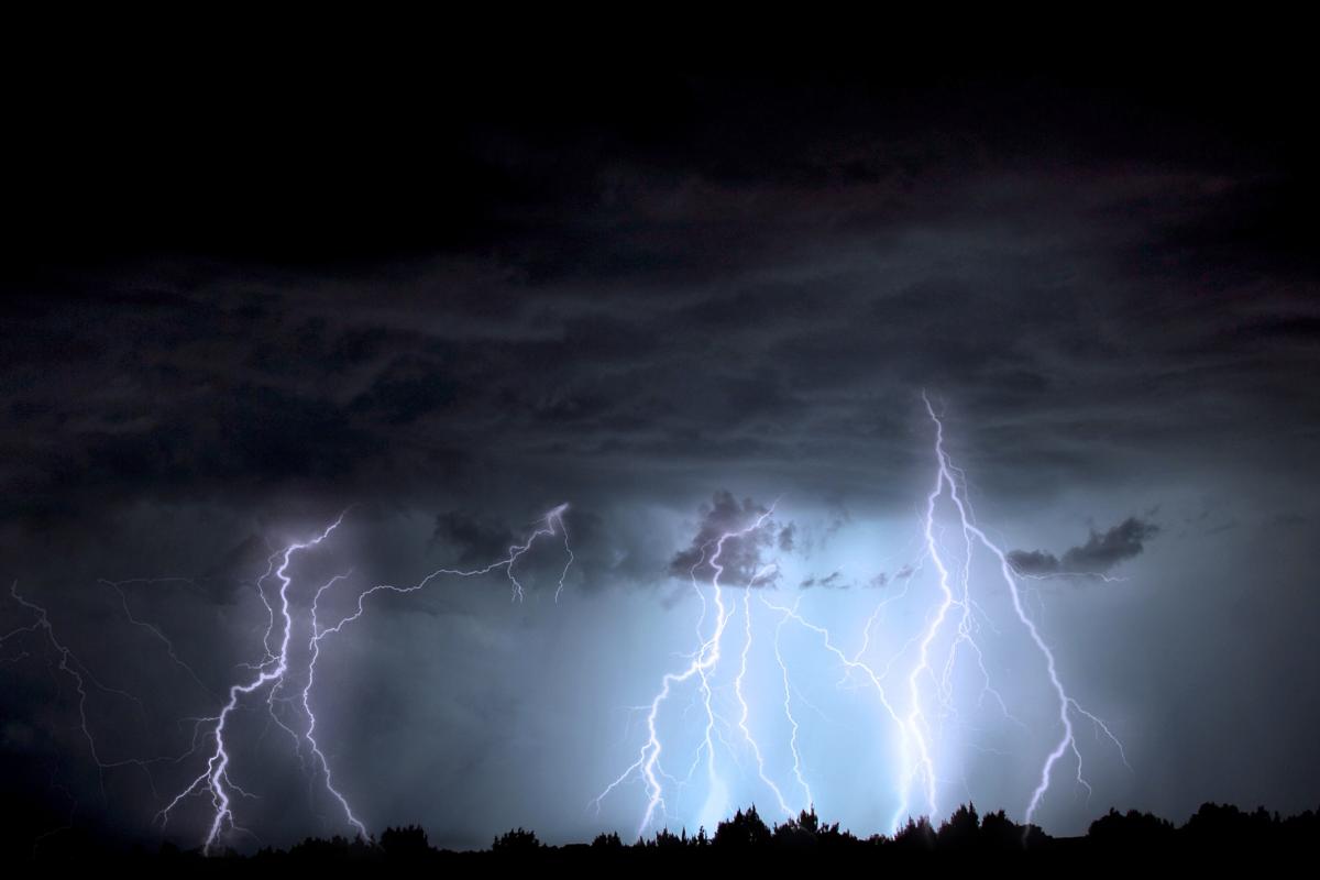 Tormenta seca: qué es, cómo se forma y consecuencias