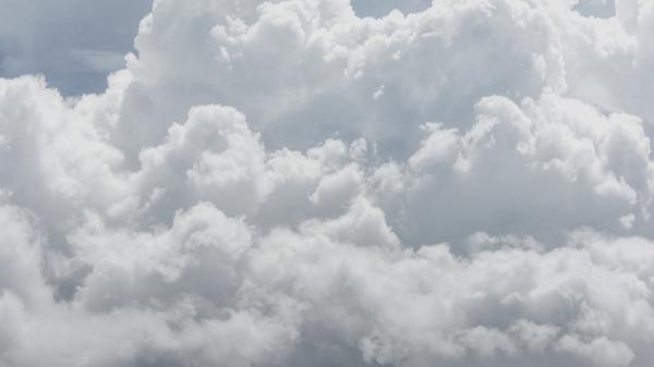 10 curiosidades sobre las nubes que casi nadie conoce (y que te van a sorprender) - Pueden llegar a pesar millones de toneladas