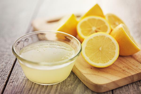 Las mejores infusiones para el hígado graso - Limón (Citrus limon)