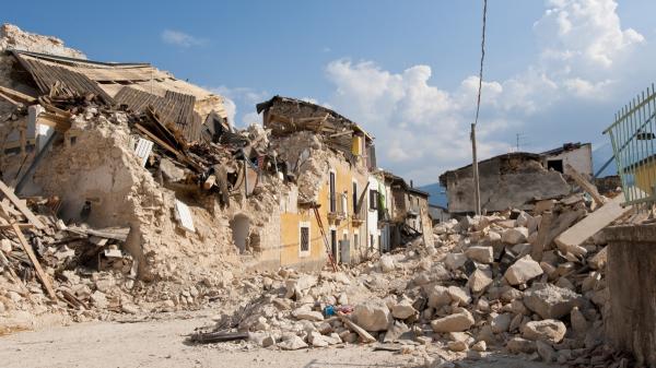 Del Sol al interior de la Tierra: un nuevo estudio plantea una posible conexión entre las tormentas solares y los terremotos