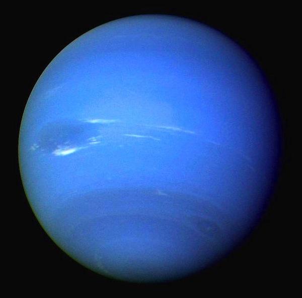 Neptuno - Satélites y anillos de Neptuno