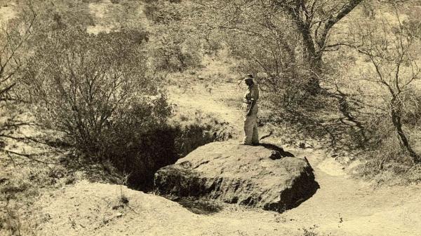 En 1920 encontraron un bloque de hierro de 60 toneladas en Namibia: hoy es el meteorito más grande que hay en la Tierra - Un fragmento del interior de un antiguo mundo