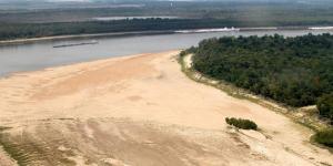 El río Mississippi innavegable por la sequía