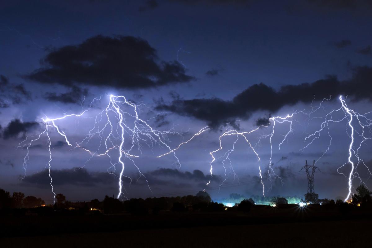 Tormenta seca: qué es, cómo se forma y consecuencias