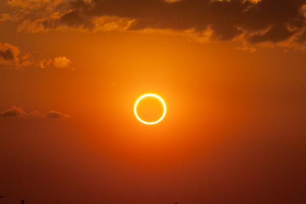 Tipos de eclipses - Eclipse solar anular