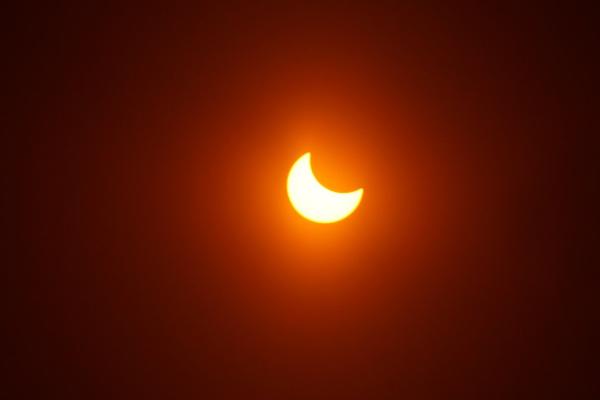 Tipos de eclipses - Eclipse solar parcial