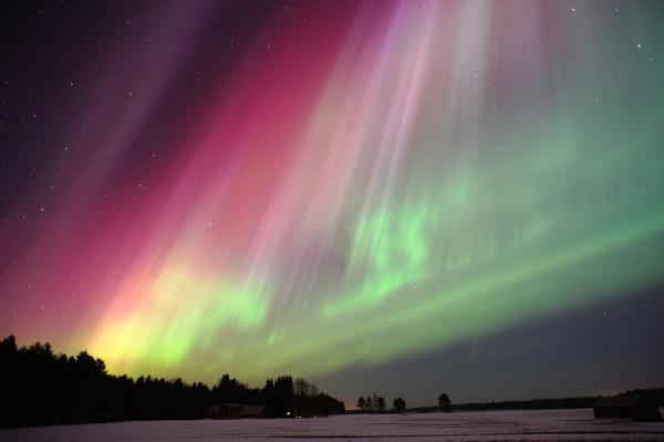 Auroras polares: qué son, tipos, dónde se producen y cómo se forman - Cómo se forman las auroras polares