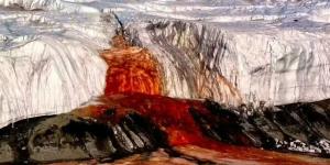 Cataratas de sangre: qué son, por qué se producen y curiosidades de esta cascada roja